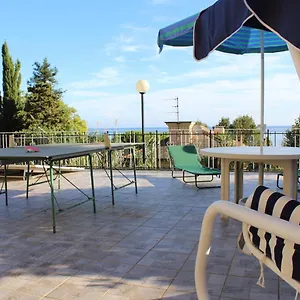 https://casa-michele.hotelitalianriviera.com