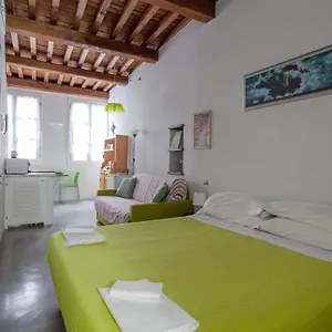 https://ludovica-studio-1-via-e-vernazza-38.hotelitalianriviera.com
