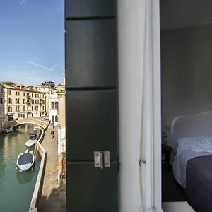 https://residenza-colombina.hotelslidodijesolo.com