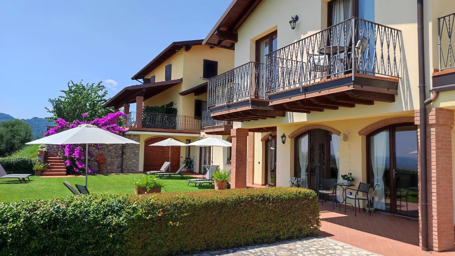 Agriturismo Il Casale Del Lago Gardone Riviera Italy