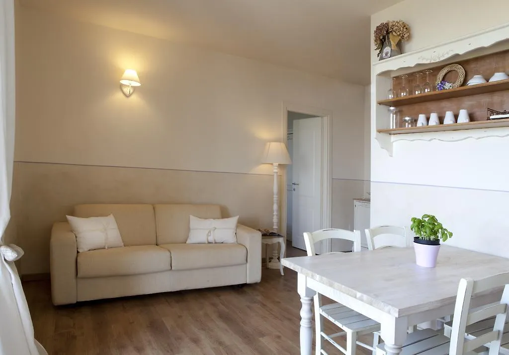Agriturismo Il Casale Del Lago Gardone Riviera Italy